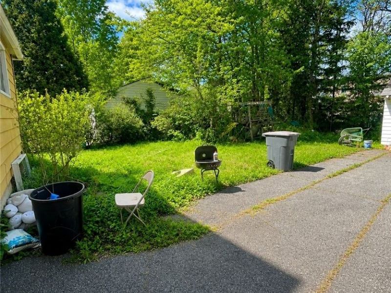 1304 E 188 Street, Cleveland, OH 44110 Photo 6