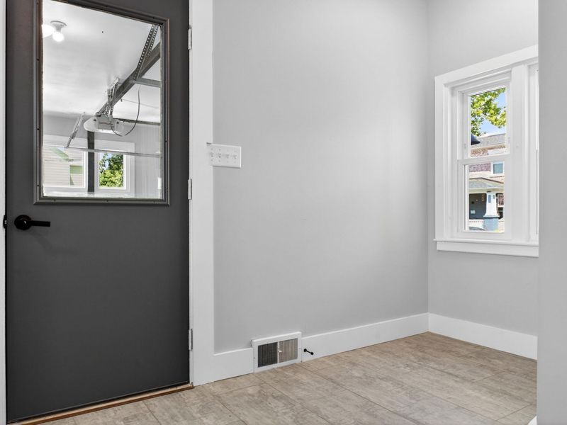 21 N 2nd Street, Tipp City, OH 45371 Photo 17