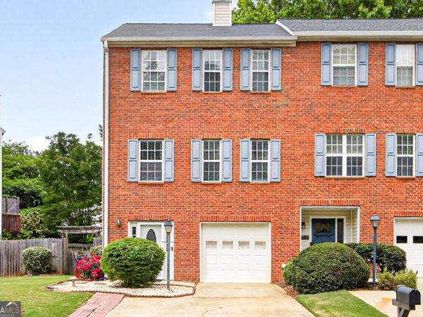 2484 Stonegate Drive NW, Acworth, GA 30101