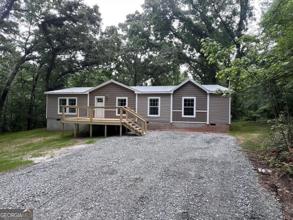 112 Autumn Lane NE, Milledgeville, GA 31061