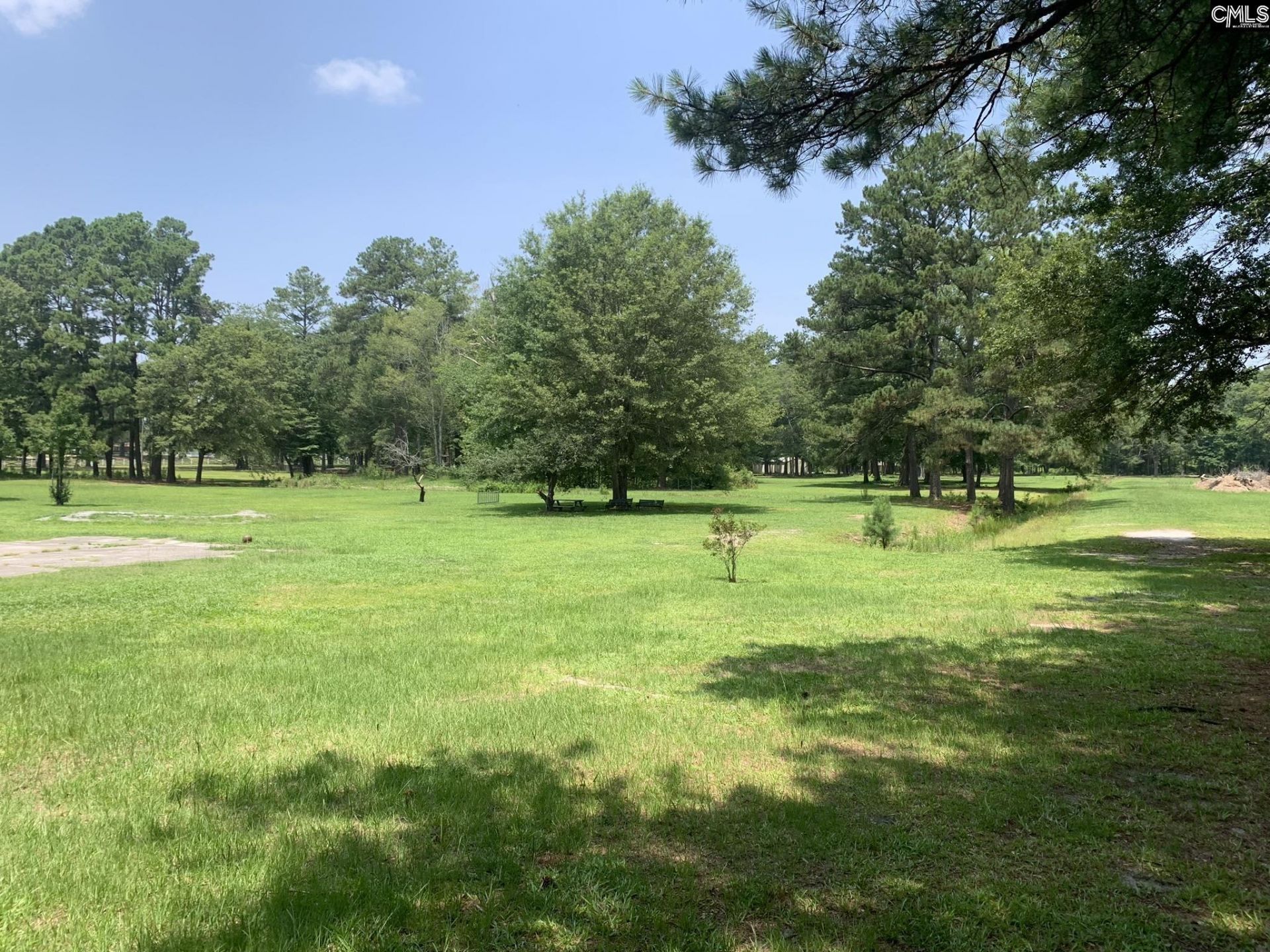 1500 Chestnut Drive  Photo 5