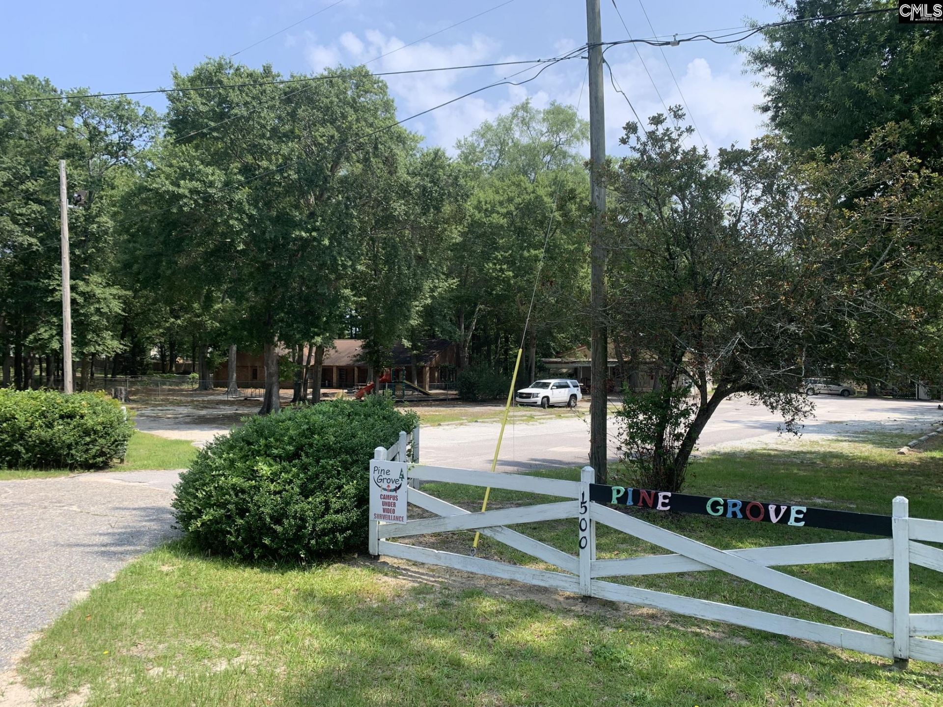 1500 Chestnut Drive  Photo 6