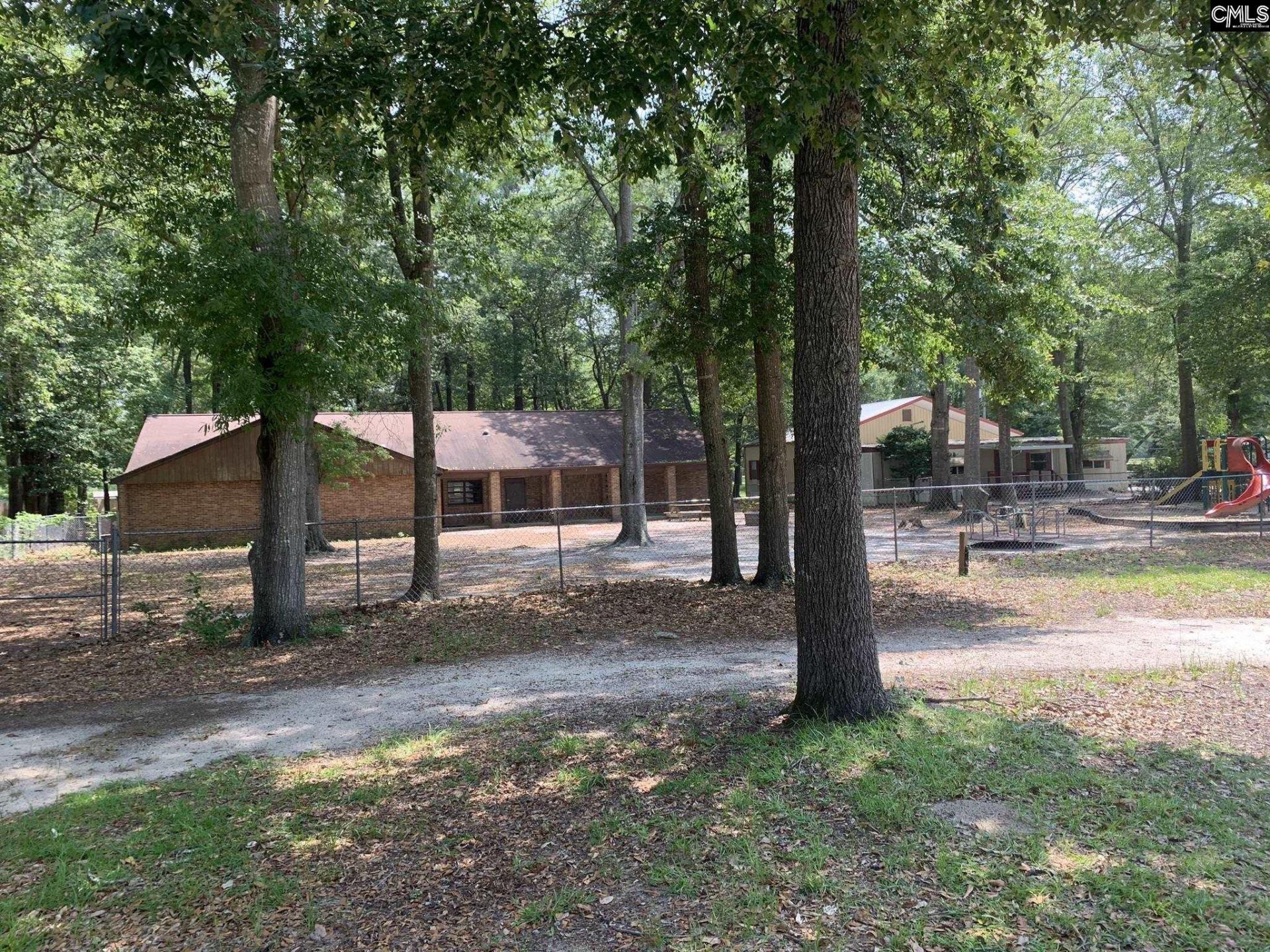 1500 Chestnut Drive  Photo 8