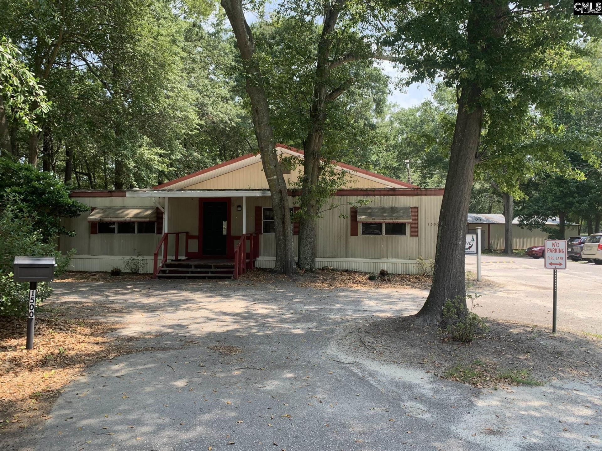 1500 Chestnut Drive  Photo 9