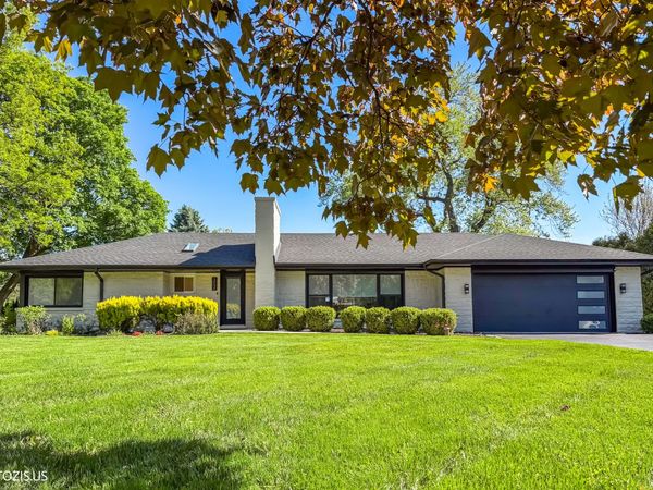 302 Goodridge Terrace , Roselle, IL 60172