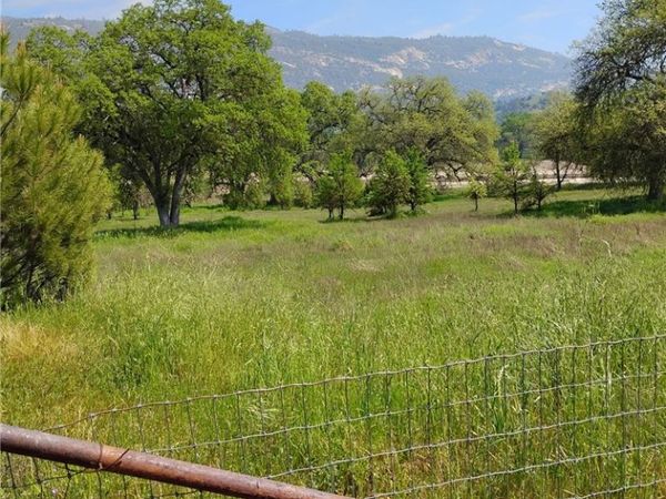 35400 Spanish Oak, Auberry, CA 93602