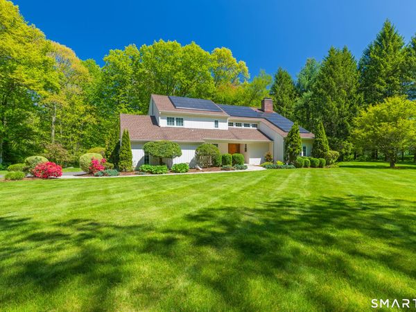 91 Lantern Ridge, New Canaan, CT 06840