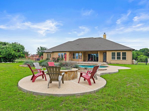 135 Gabriel VIS E, Georgetown, TX 78633