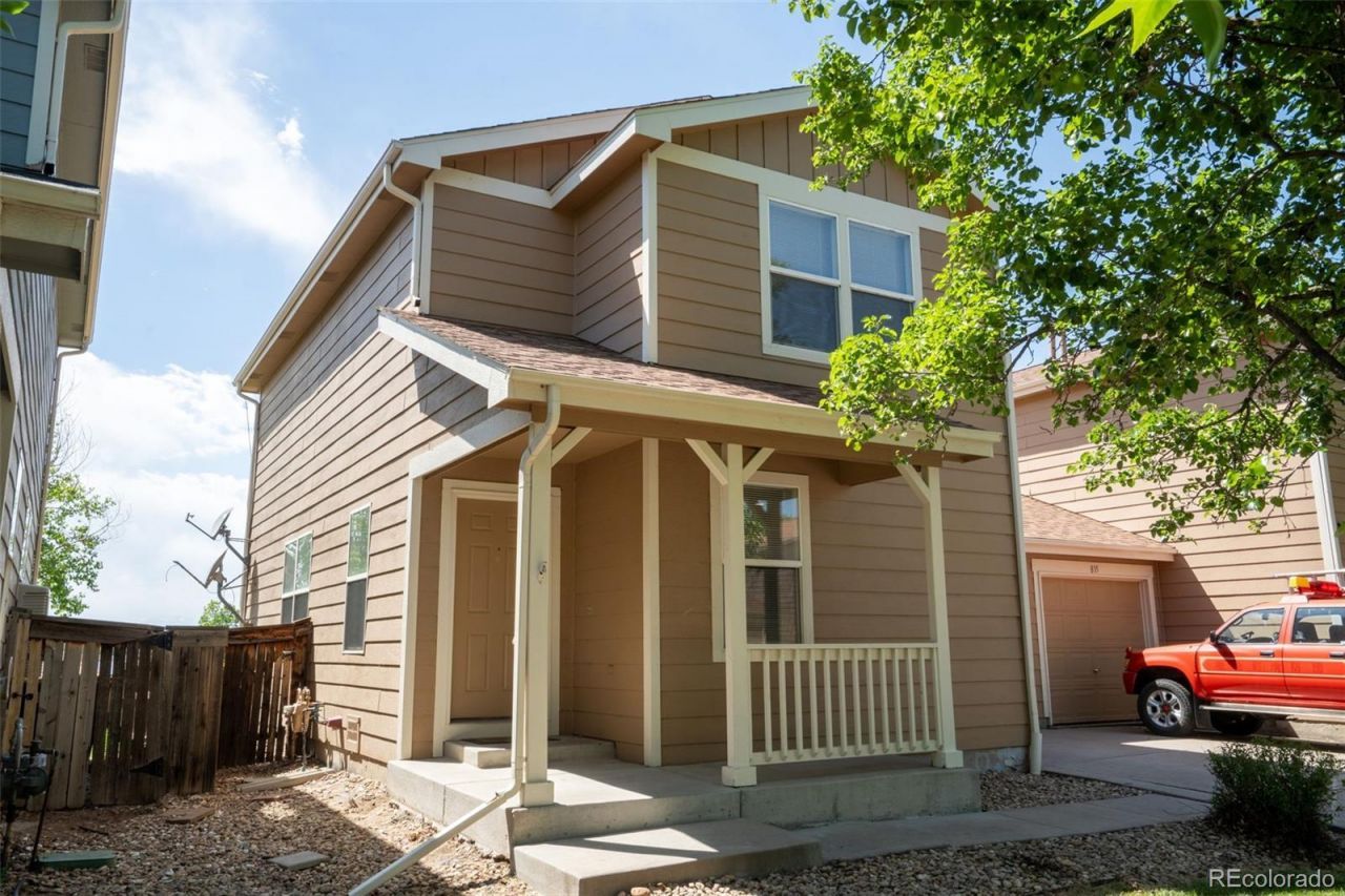 837 Mockingbird Lane, Brighton, CO 80601 Main Photo