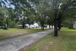 62 Warbler St. photo 4