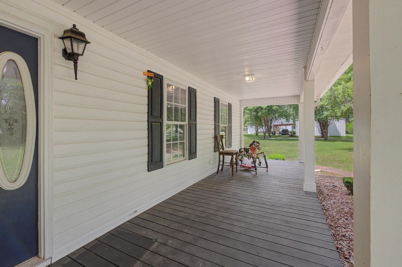 62 Warbler St. Photo 8
