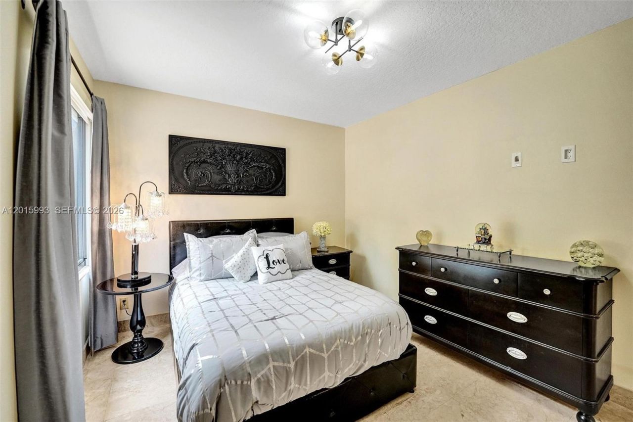 10403 Santiago St , Cooper City, FL 33026 Photo