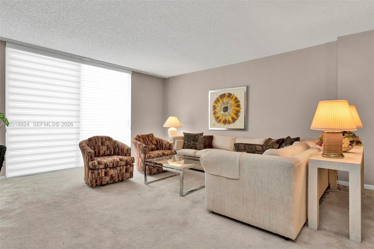 1865 S Ocean Dr , Unit 4C, Hallandale Beach, FL 33009 Photo