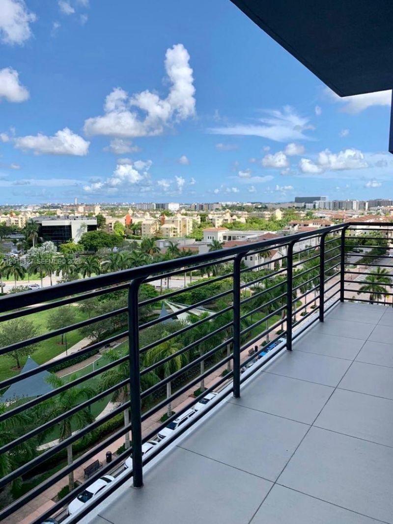 5350 NW 84th Ave , Unit 813, Doral, FL 33166 Photo
