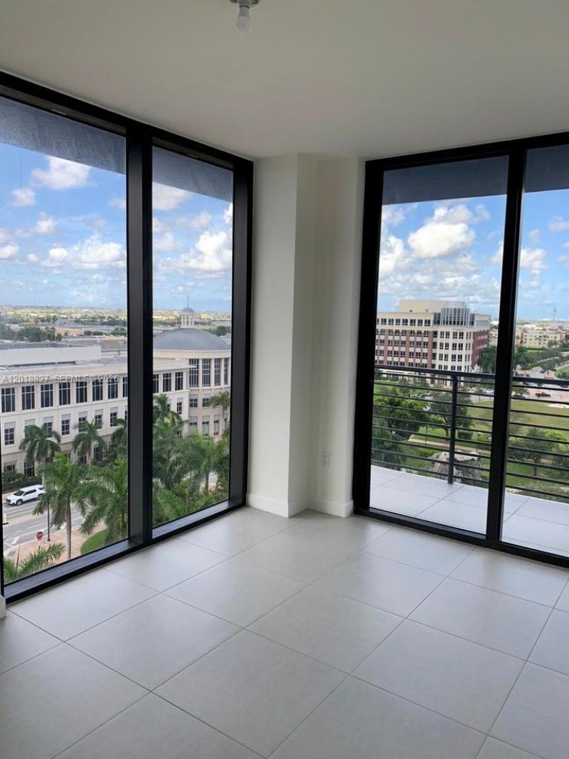 5350 NW 84th Ave , Unit 813, Doral, FL 33166 Photo