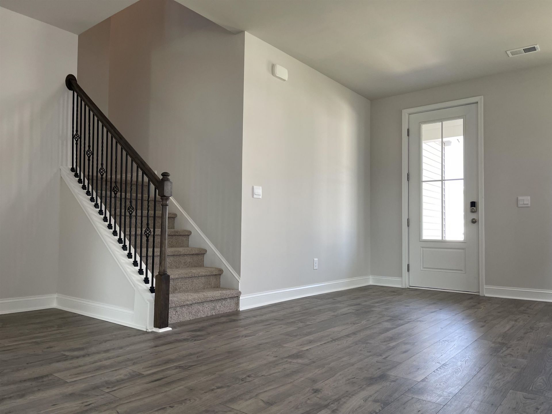 527 Calhoun Falls Dr. Photo 12