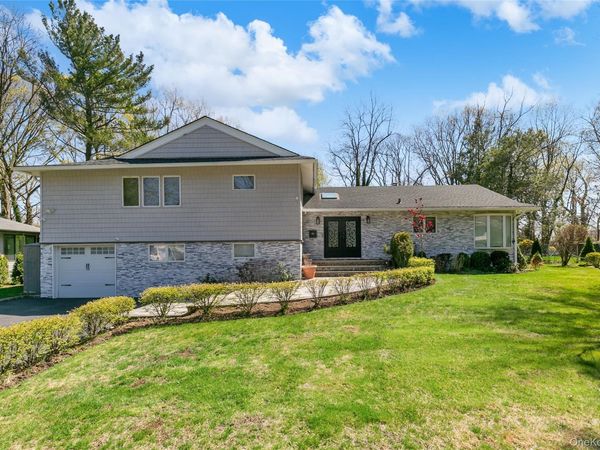 22 Olive Street , Great Neck, NY 11020