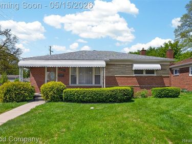 28303 Diesing Drive, Madison Heights, MI 48071