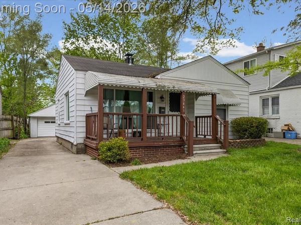 23441 Hazelwood Avenue, Hazel Park, MI 48030