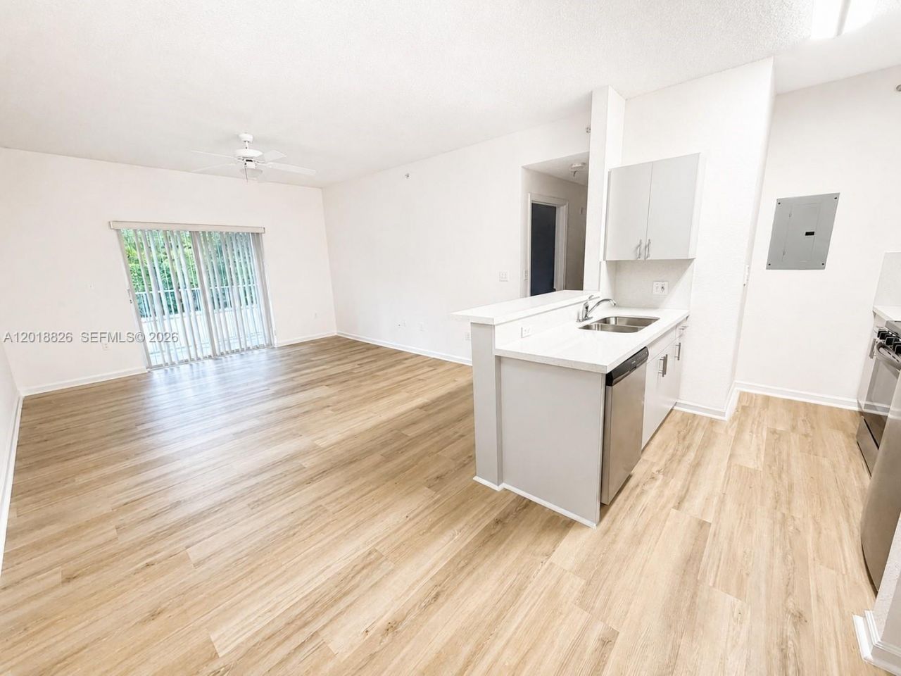 7000 SW 80th St, Unit 211, Miami, FL 33143 Photo