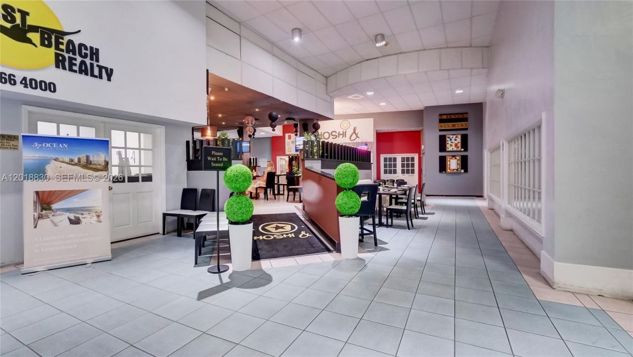5401 Collins Ave, Unit 1126, Miami Beach, FL 33140 Photo