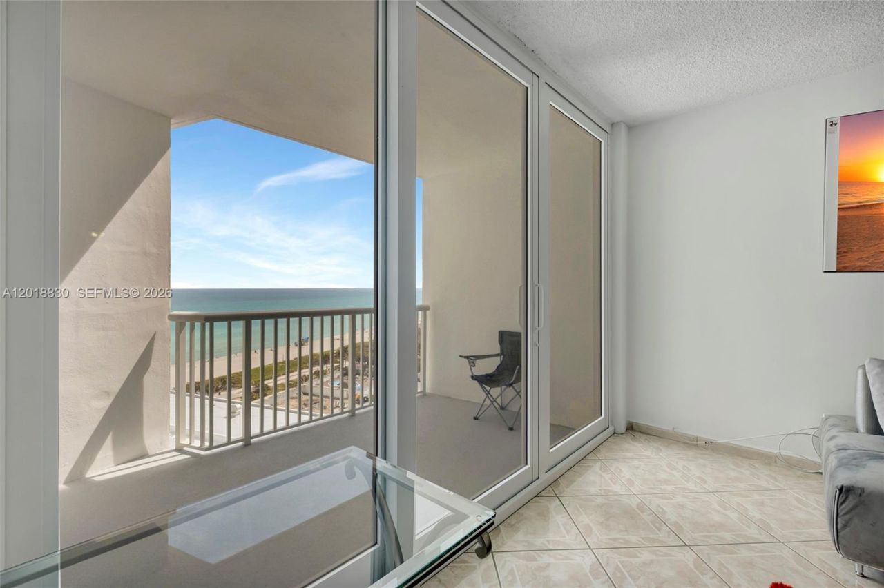 5401 Collins Ave, Unit 1126, Miami Beach, FL 33140 Photo