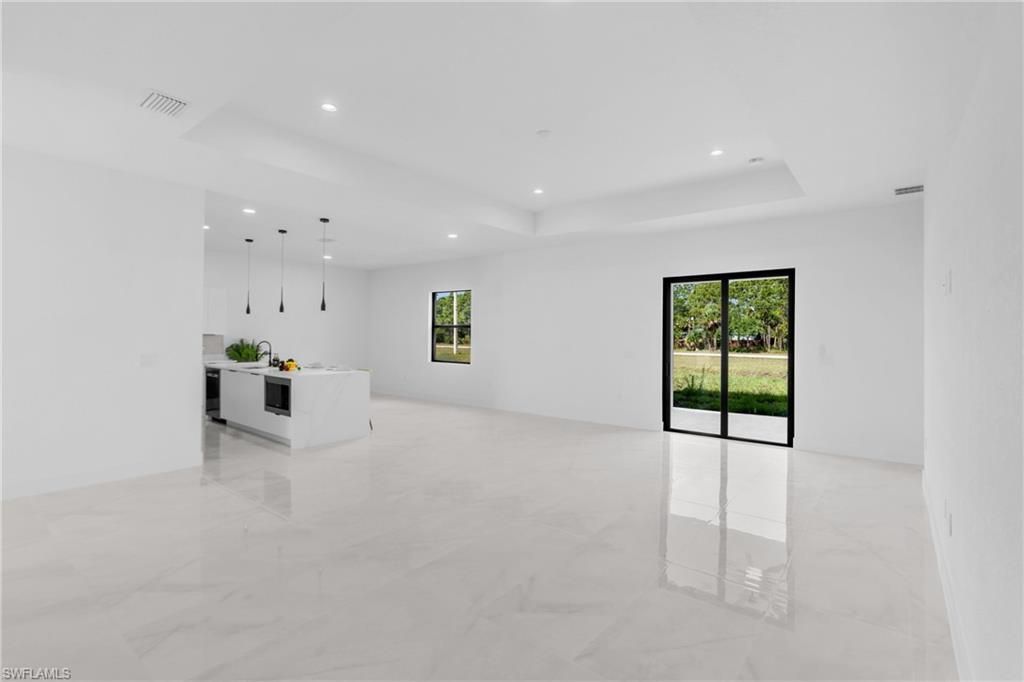 8005 Sunrise Cir, Labelle, FL 33935 Photo