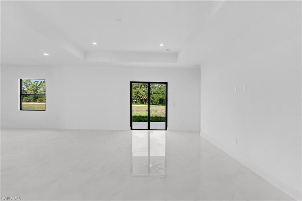 8005 Sunrise Cir, Labelle, FL 33935 Photo