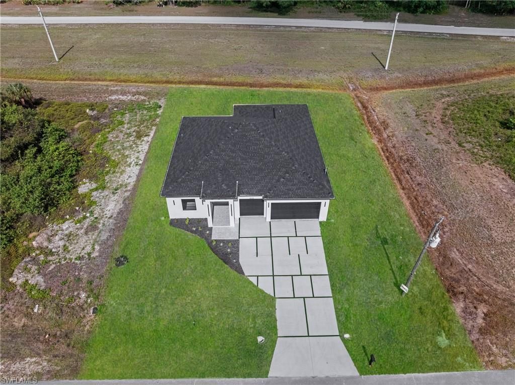 8005 Sunrise Cir, Labelle, FL 33935 Photo