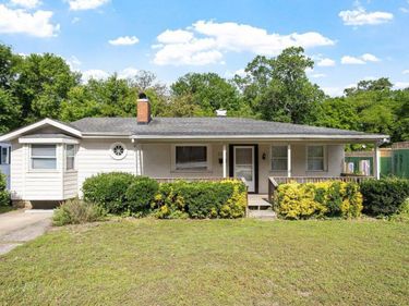 1111 Brookside Drive, Raleigh, NC 27604