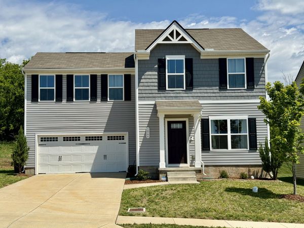 1066 Cone Blvd, Nashville, TN 37207