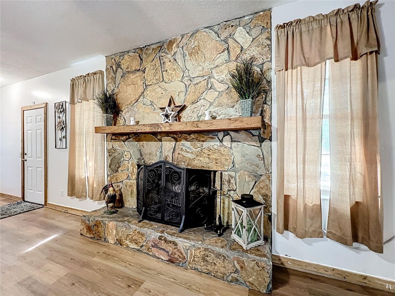 1338 Saint Nicholas Avenue , Christmas, FL 32709 Photo
