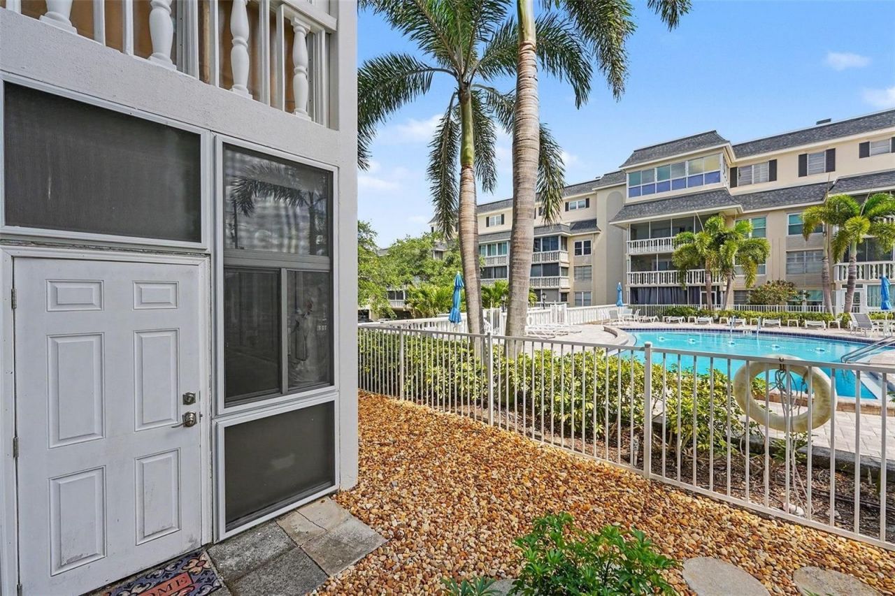 139 Bluff View Drive, Unit 104, Belleair Bluffs, FL 33770 Photo