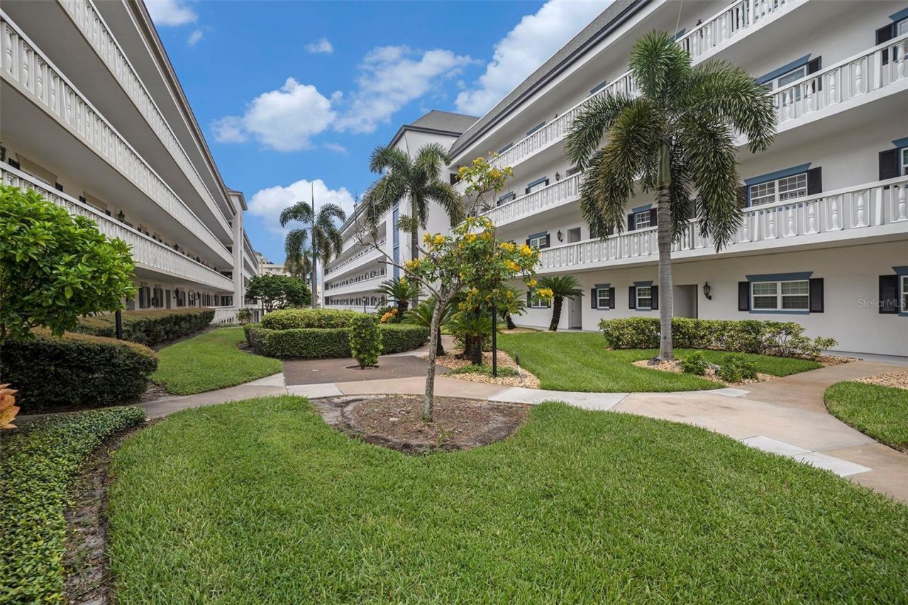 139 Bluff View Drive, Unit 104, Belleair Bluffs, FL 33770 Photo