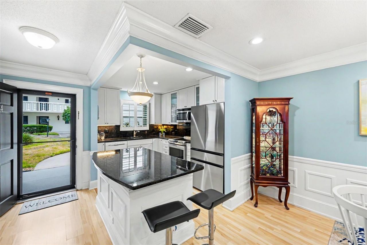 139 Bluff View Drive, Unit 104, Belleair Bluffs, FL 33770 Photo