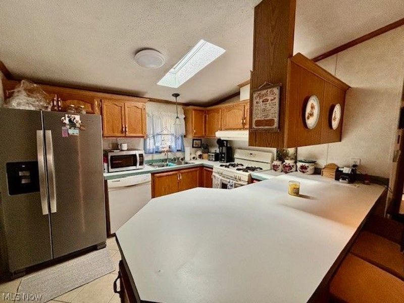 147 Northgate Drive NE, Warren, OH 44484 Photo 6