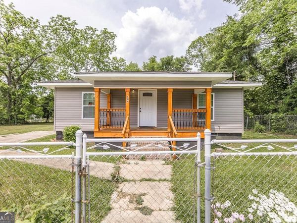 404 Benjamin St, Fort Valley, GA 31030