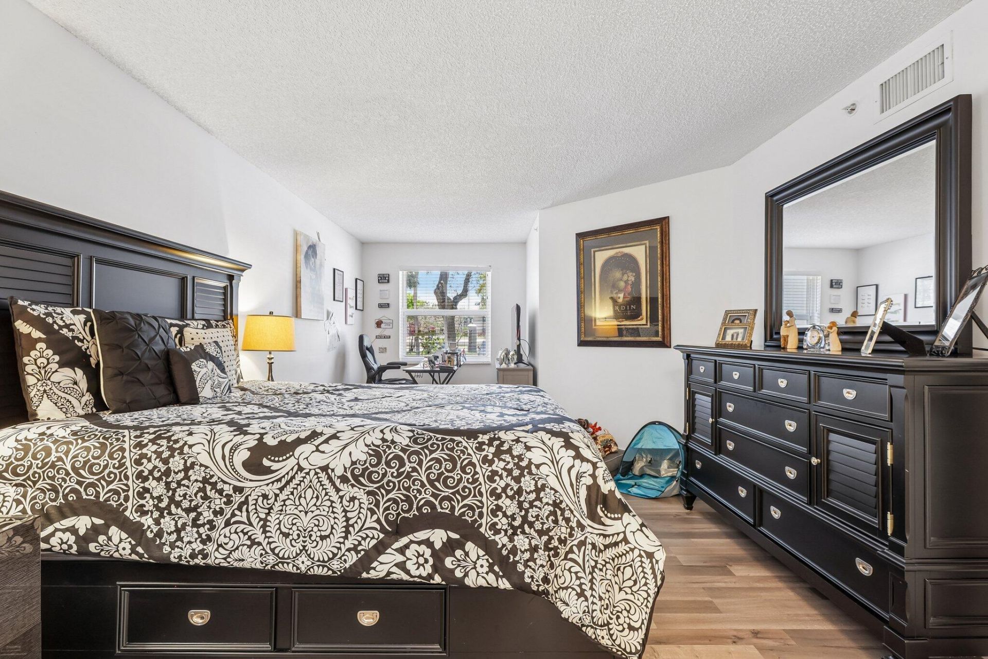 9625 NW 1st Court, Unit 11-101, Pembroke Pines, FL 33024 Photo