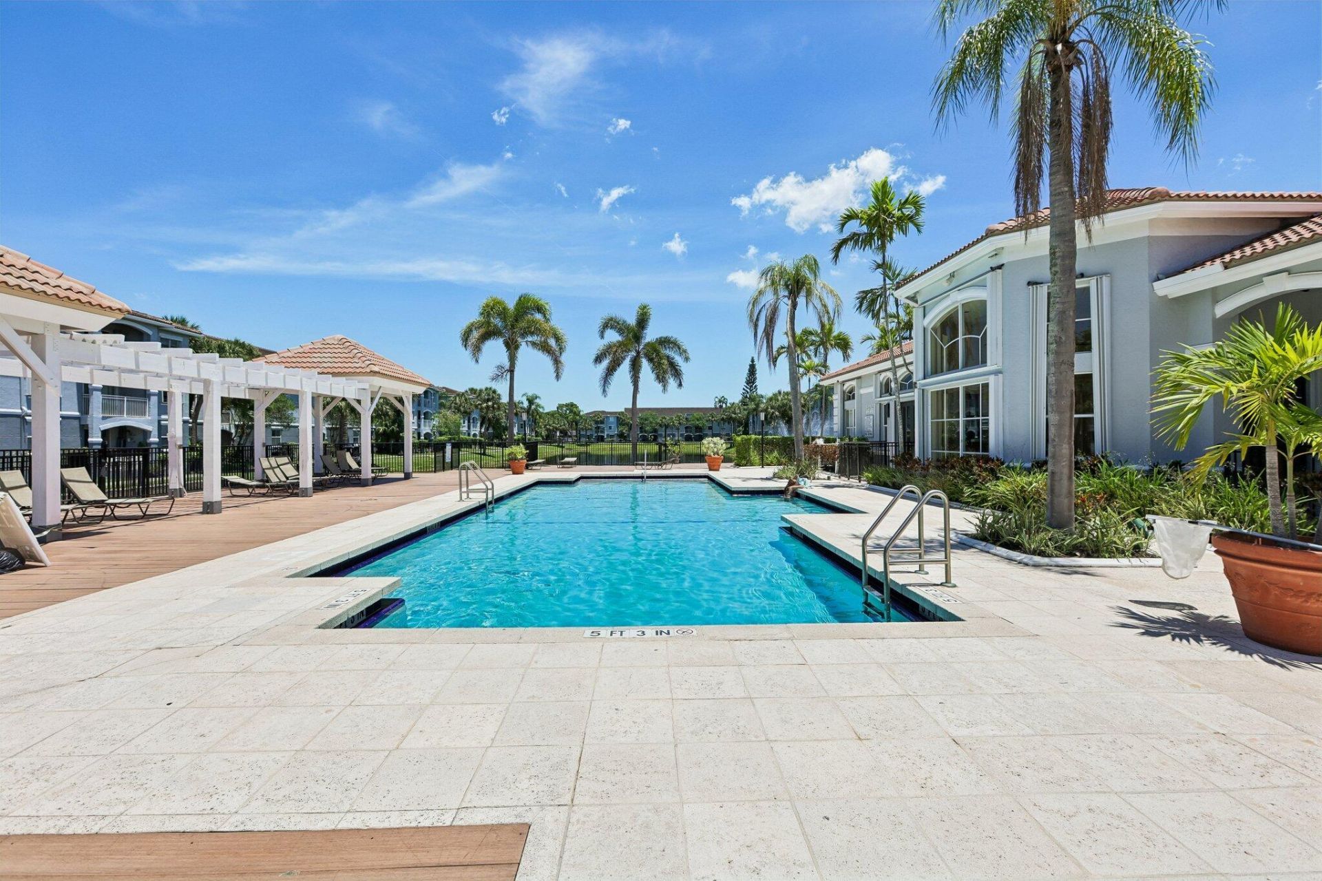 9625 NW 1st Court, Unit 11-101, Pembroke Pines, FL 33024 Photo