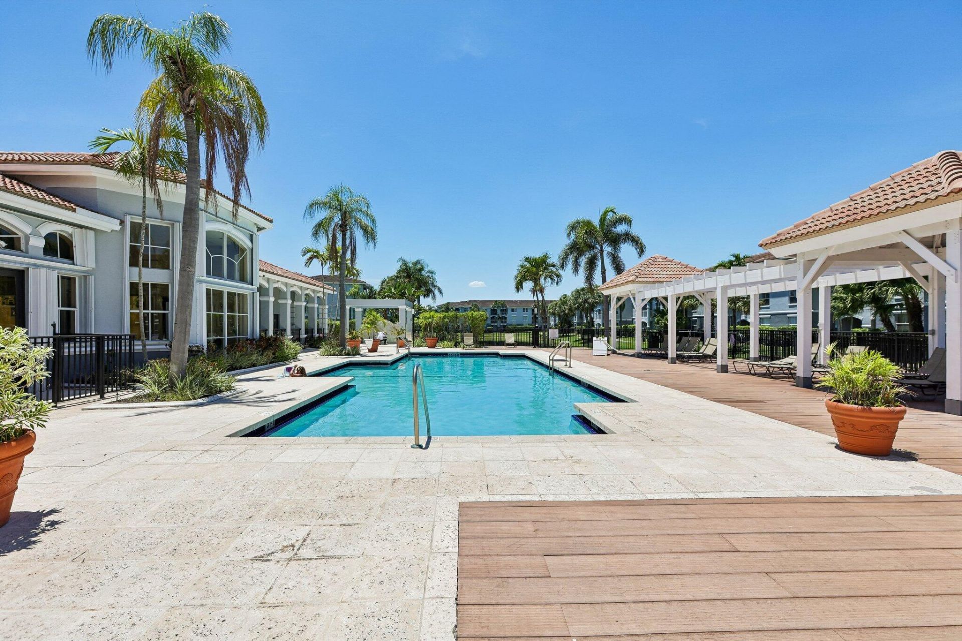 9625 NW 1st Court, Unit 11-101, Pembroke Pines, FL 33024 Photo