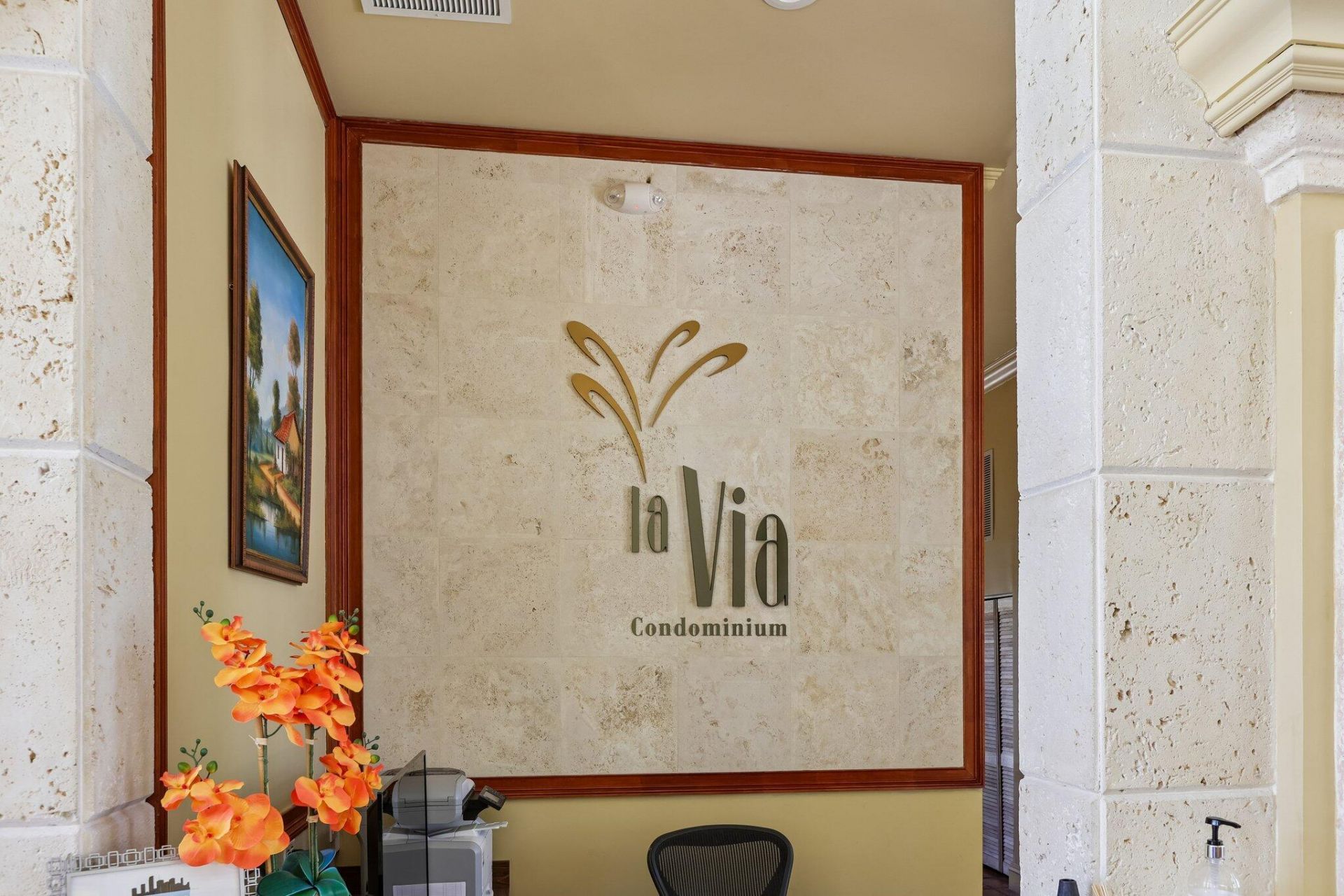 9625 NW 1st Court, Unit 11-101, Pembroke Pines, FL 33024 Photo