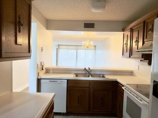 6021 Coral Lake Drive, Unit 209, Margate, FL 33063
