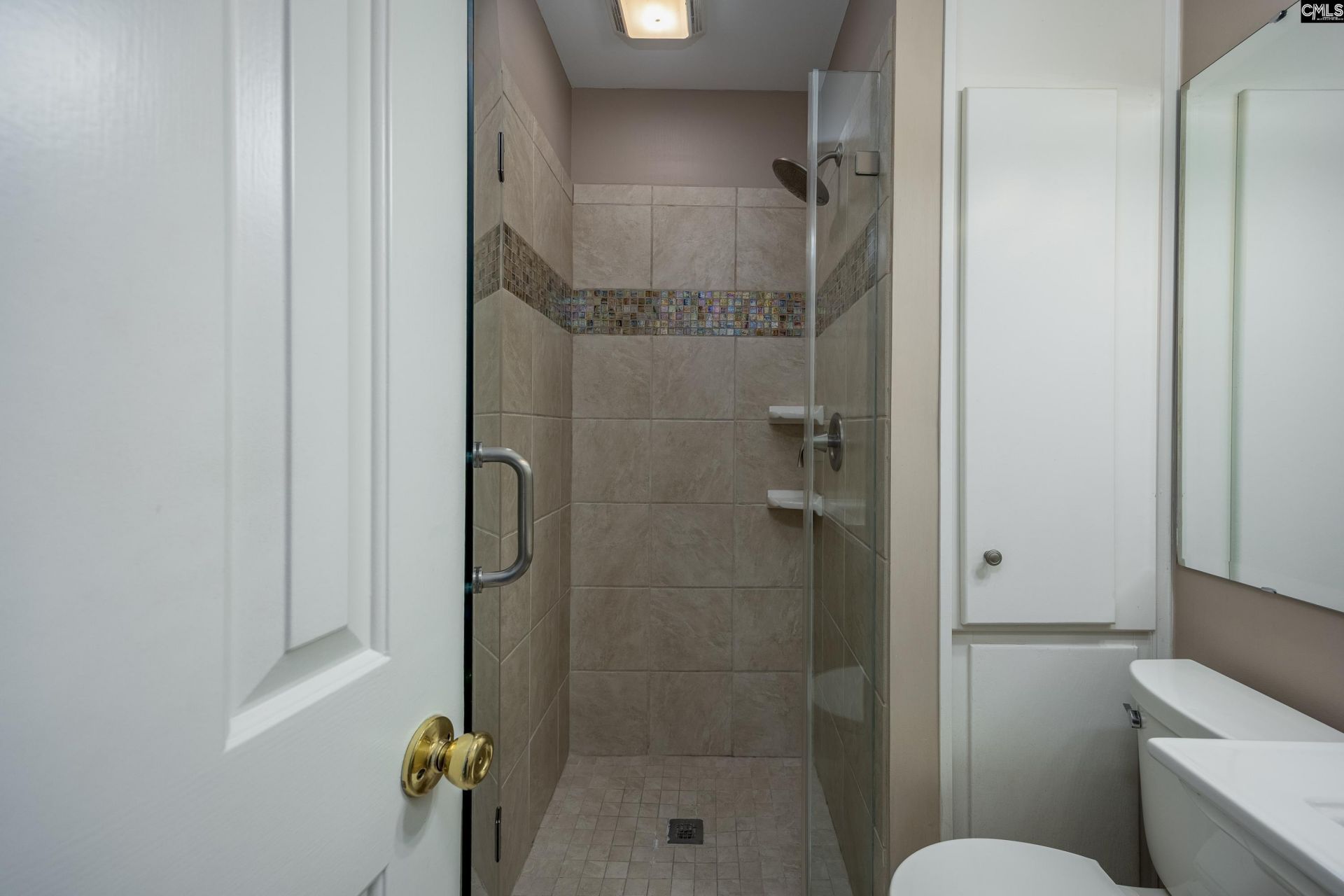 408 Alice Drive  Photo 35