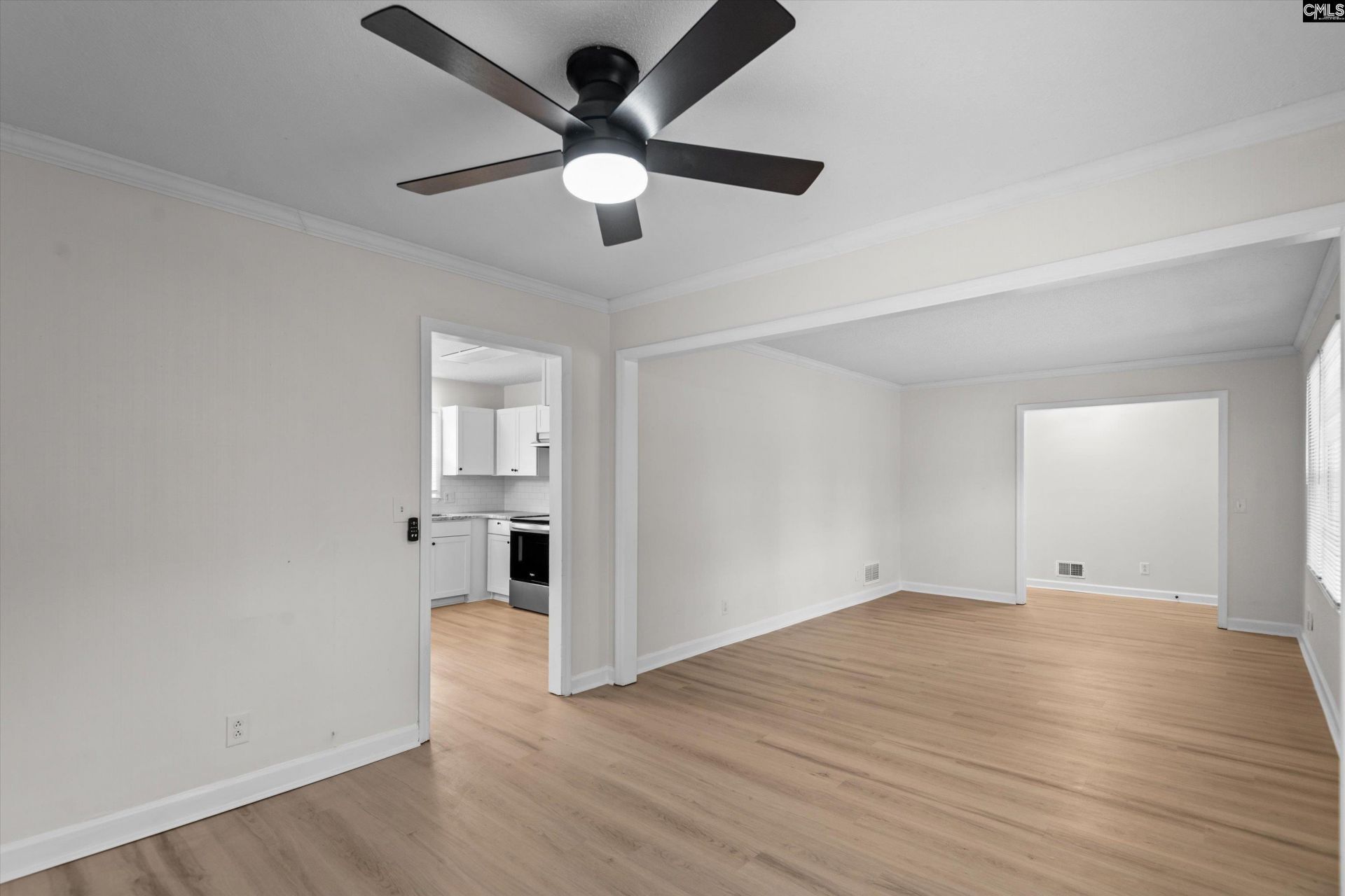 1127 Bayview Drive  Photo 6