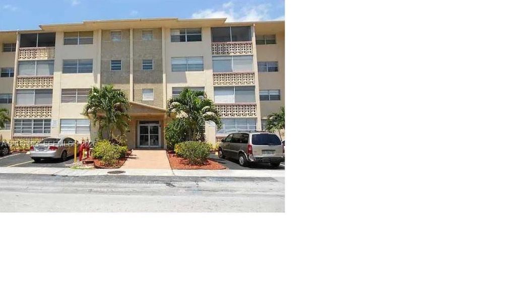 211 NE 8th Ave , Unit 201, Hallandale Beach, FL 33009 Photo