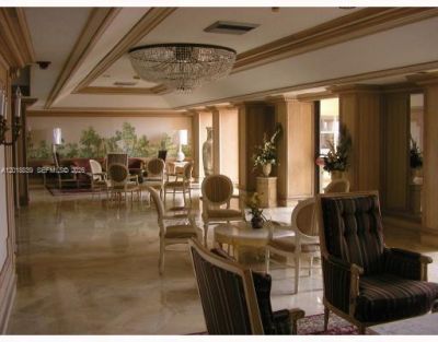 6039 Collins Av, Unit 537, Miami Beach, FL 33140 Photo