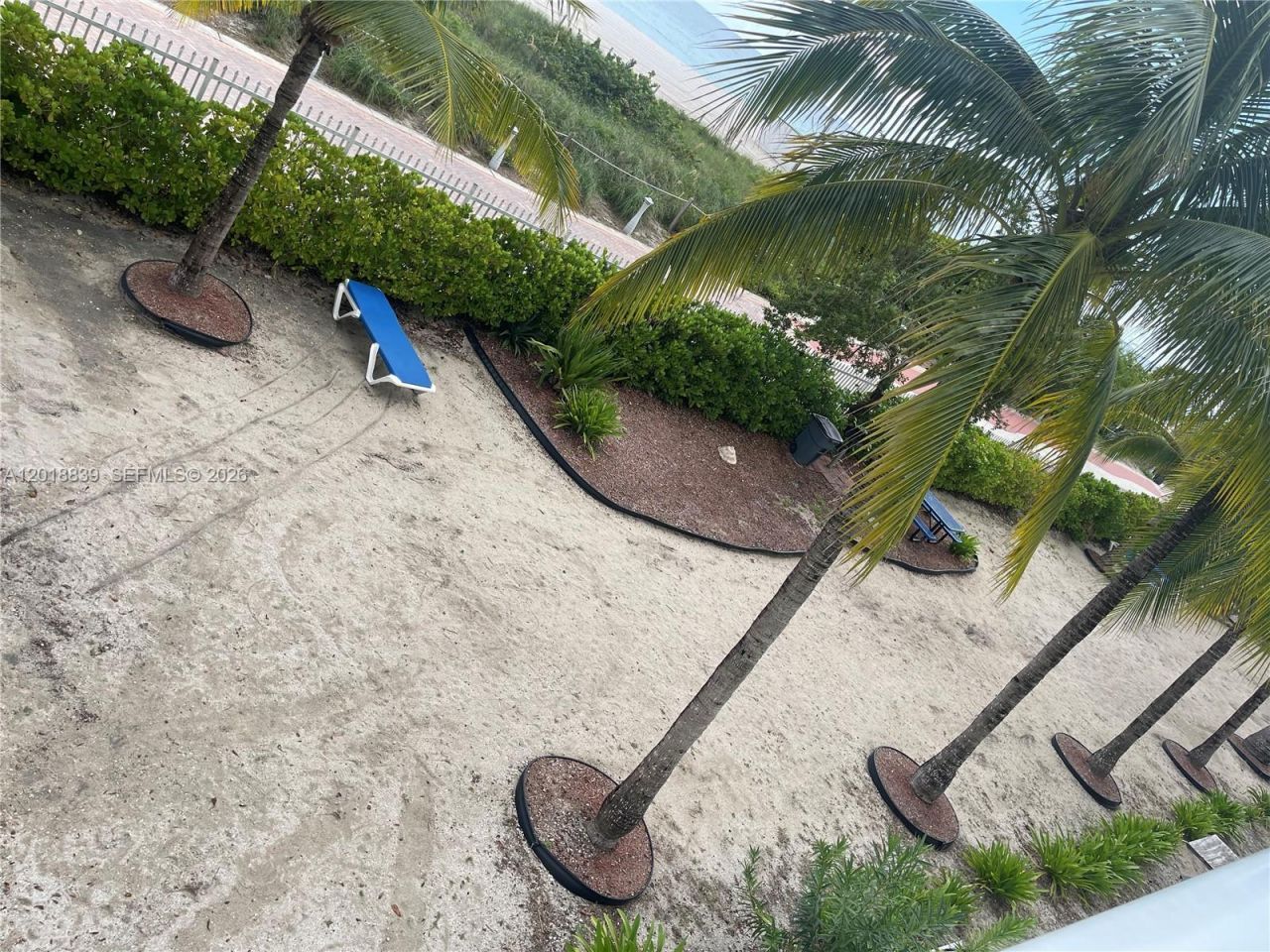 6039 Collins Av, Unit 537, Miami Beach, FL 33140 Photo