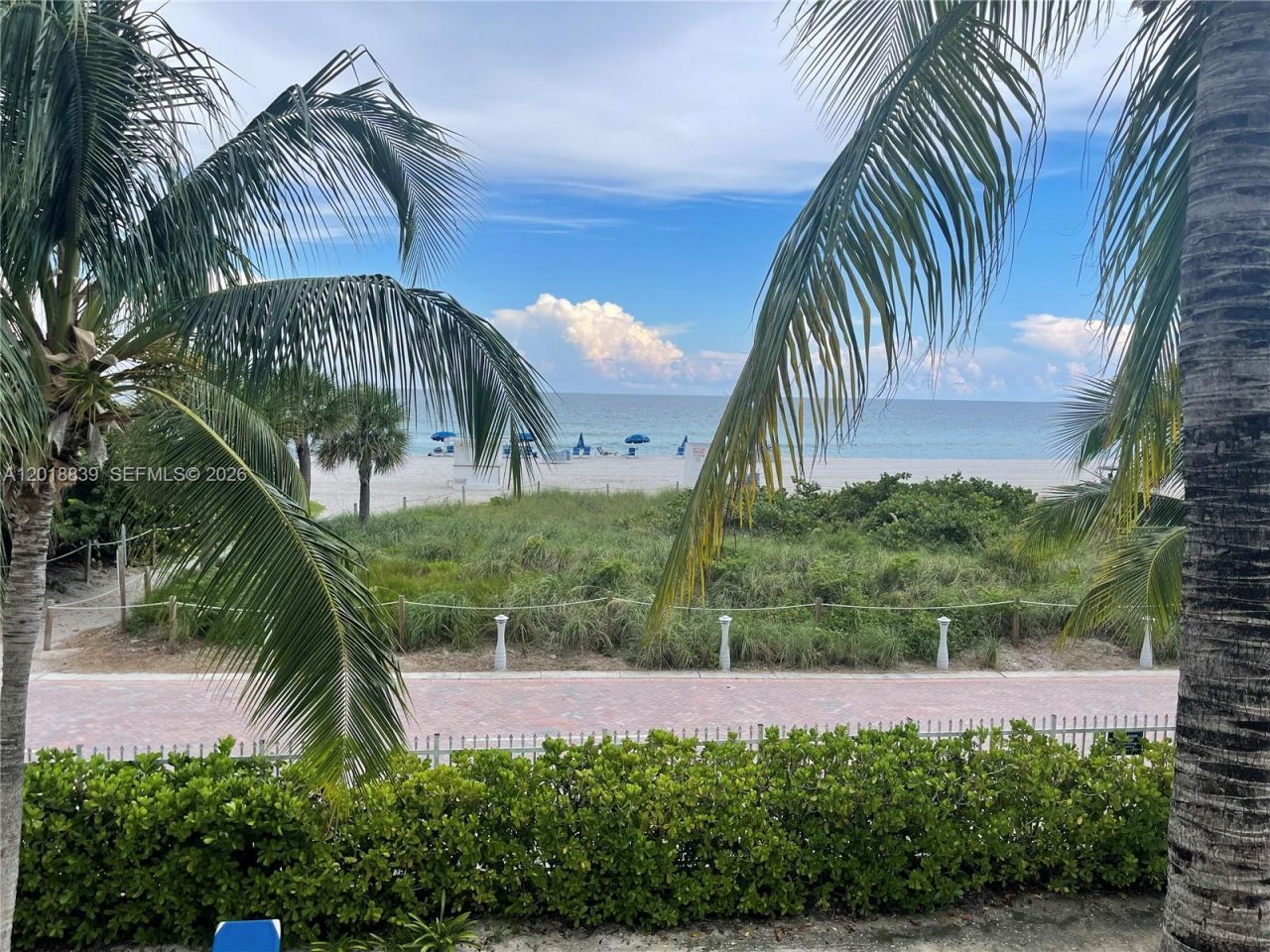 6039 Collins Av, Unit 537, Miami Beach, FL 33140 Photo