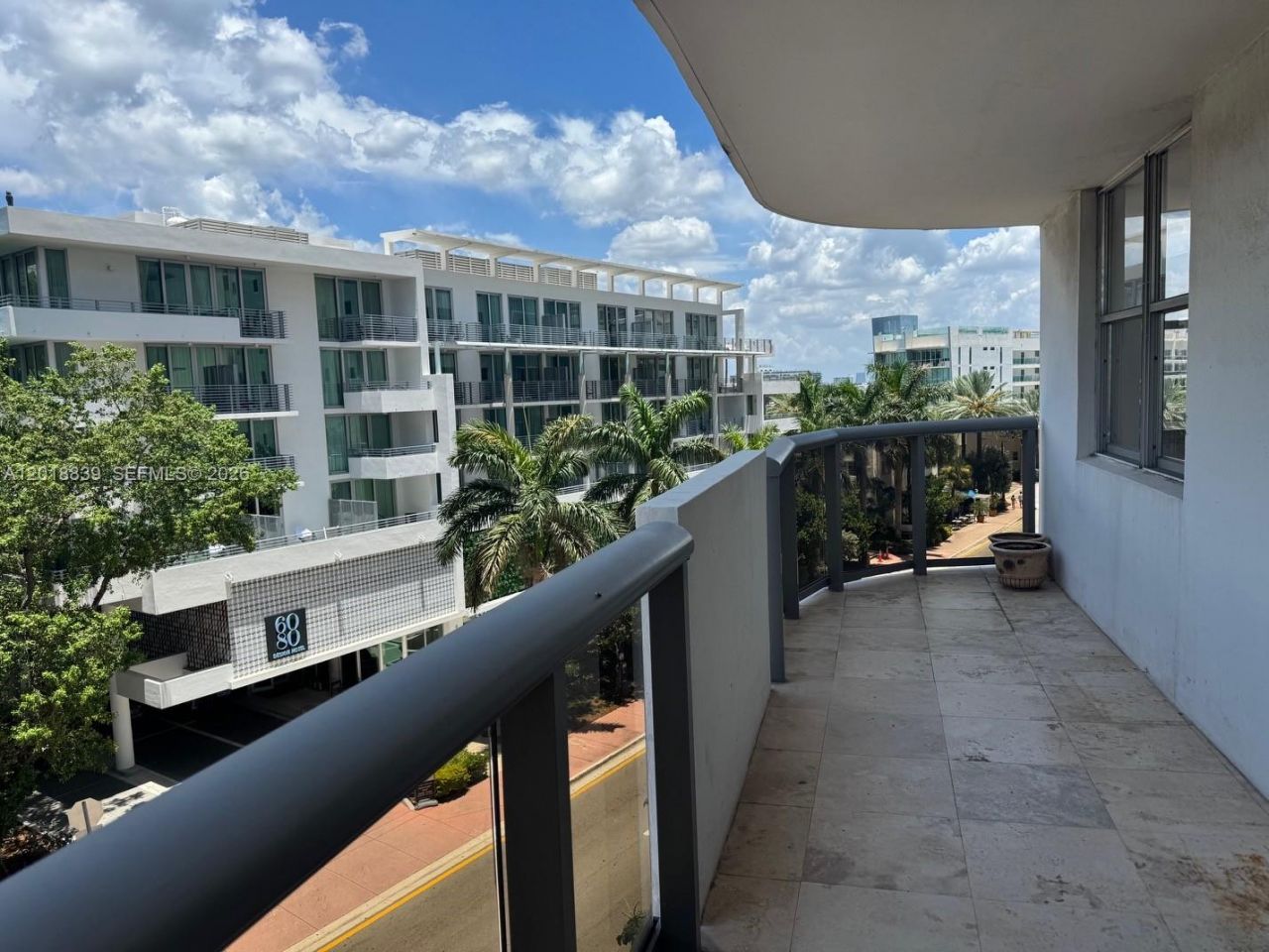 6039 Collins Av, Unit 537, Miami Beach, FL 33140 Photo