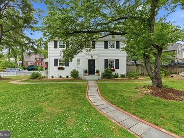 900 CHALFONTE DRIVE, ALEXANDRIA, VA 22305